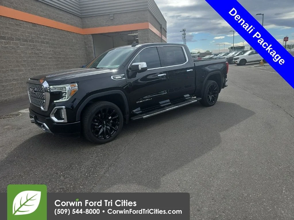 2020 GMC Sierra 4WD Crew Cab Short Box Denali's photo