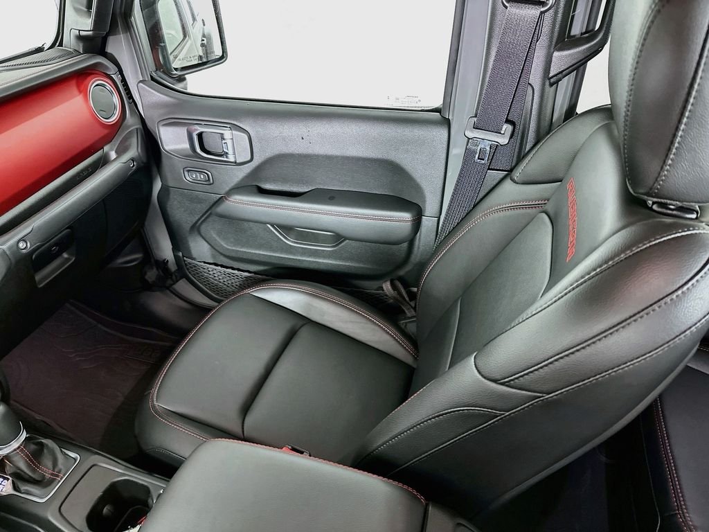 Used 2023 Sting-Gray Clearcoat Jeep Rubicon image 24