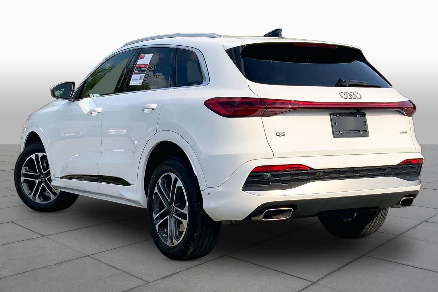 Used 2025 Arkona White Audi Premium Plus image 12