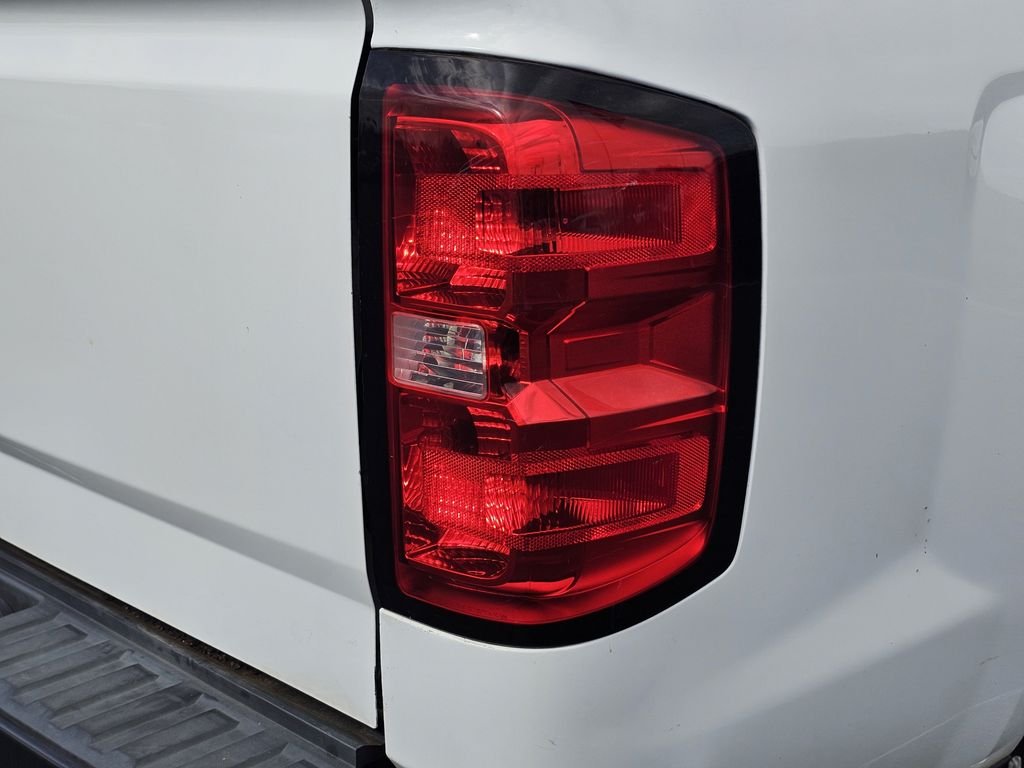 Used 2015 White Chevrolet WT image 9