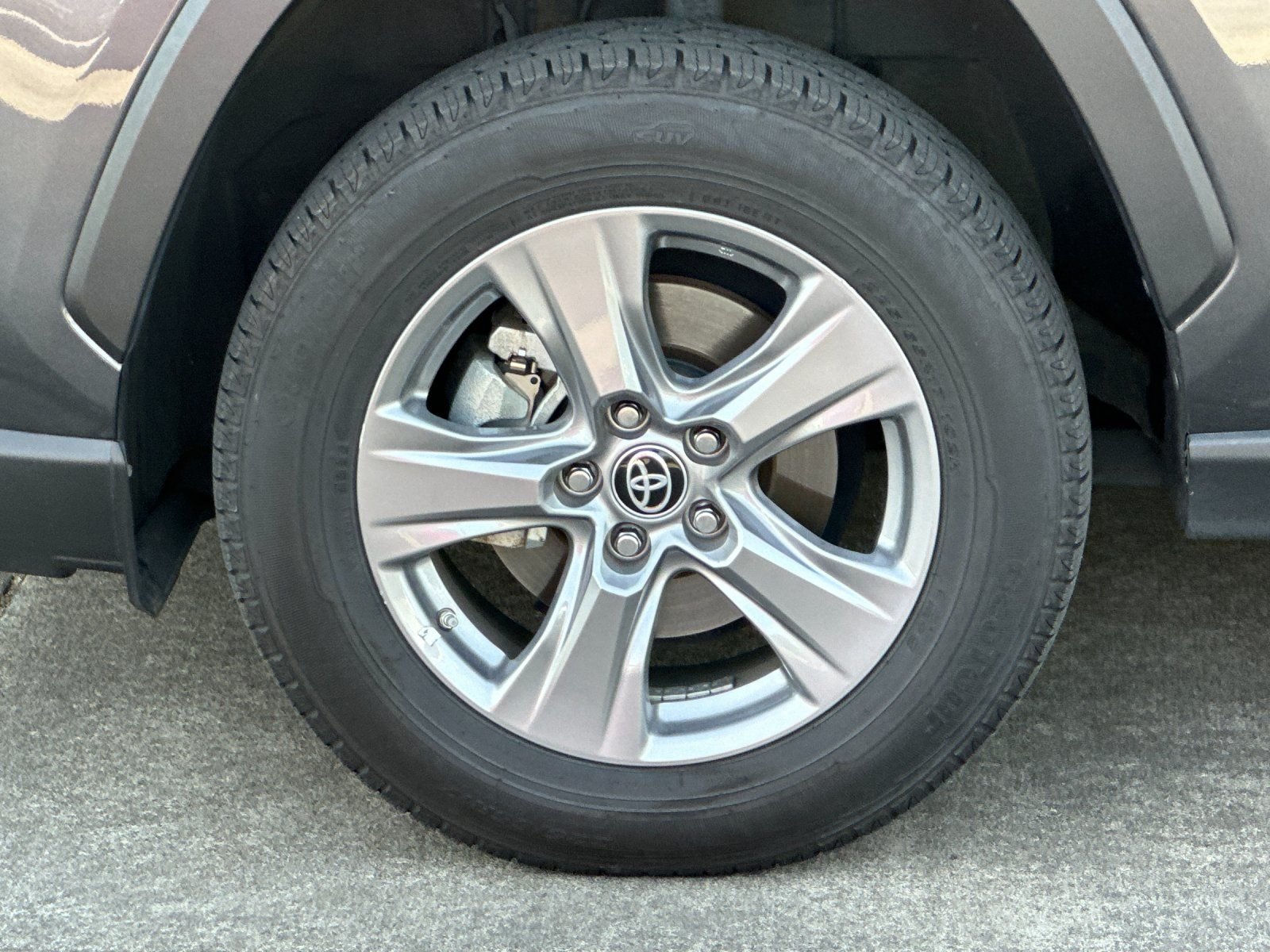 Used 2023 Magnetic Gray Metallic Toyota LE image 23