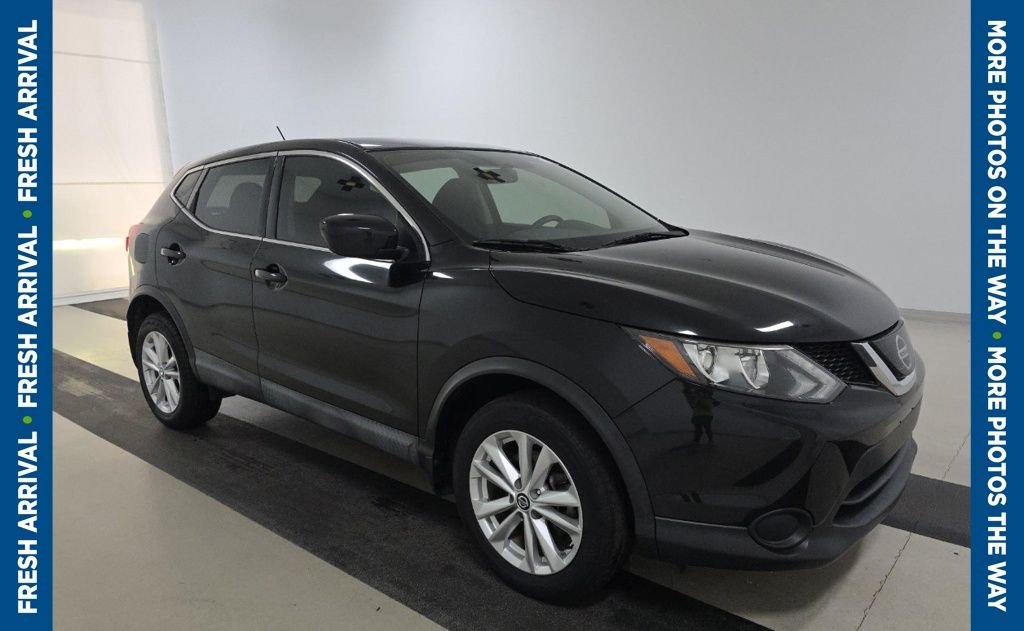 Used 2019 Black Nissan S image 2