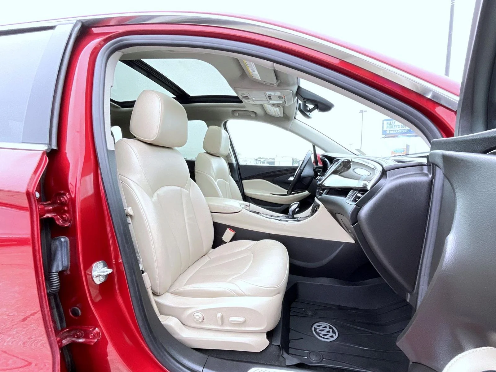 Used 2019 Red Buick Premium I image 15