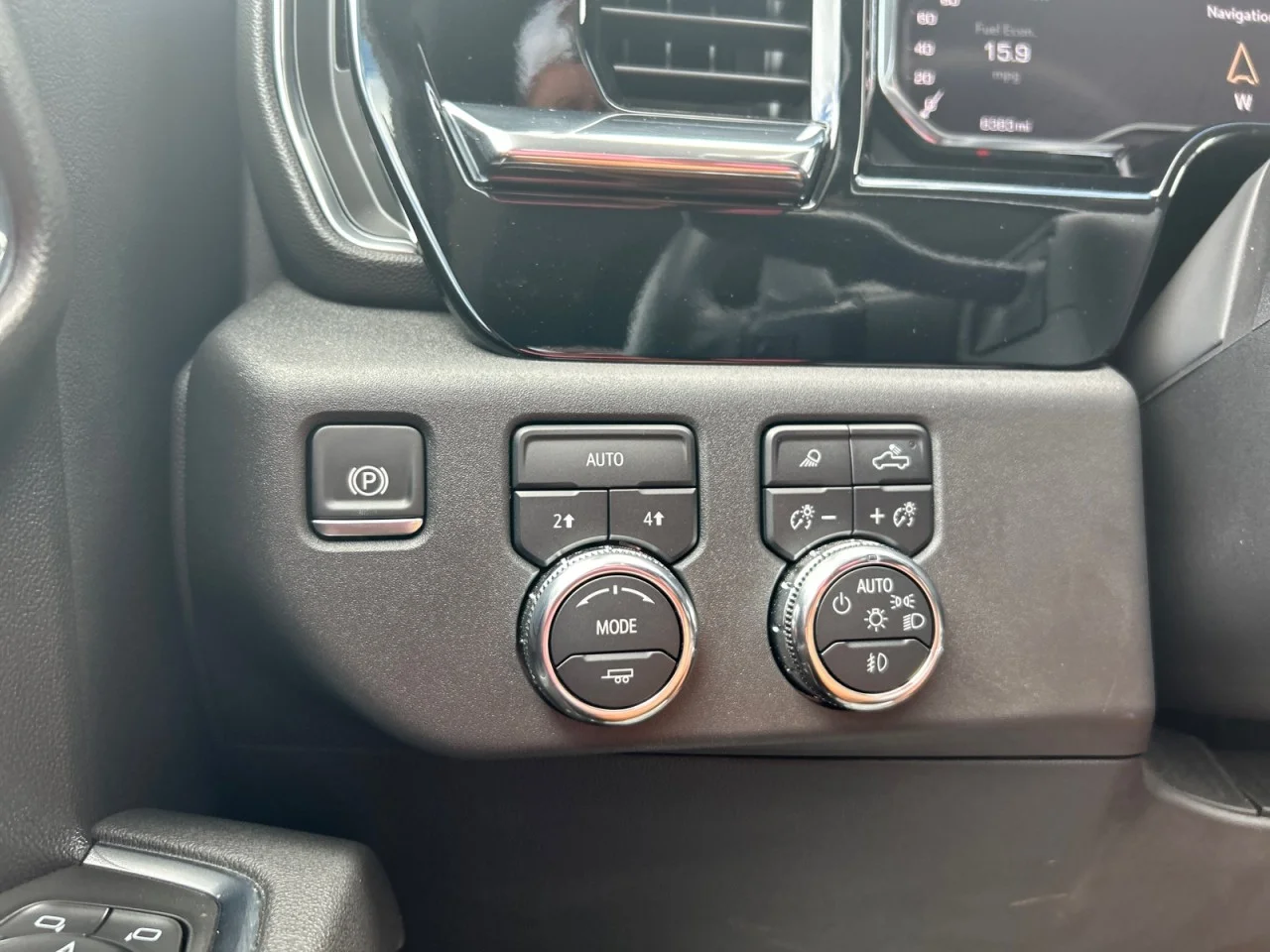Used 2025 Sterling Metallic GMC SLT image 15