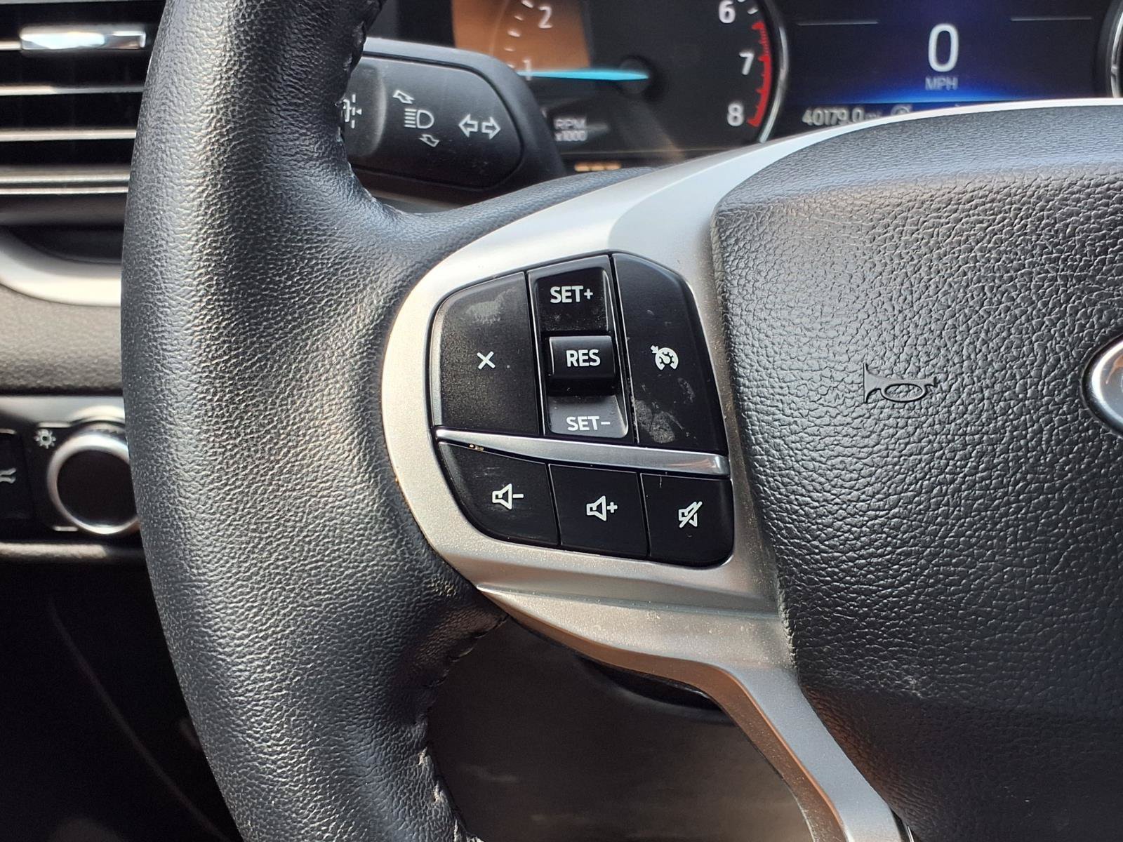 Used 2023 Green Ford XLT image 23
