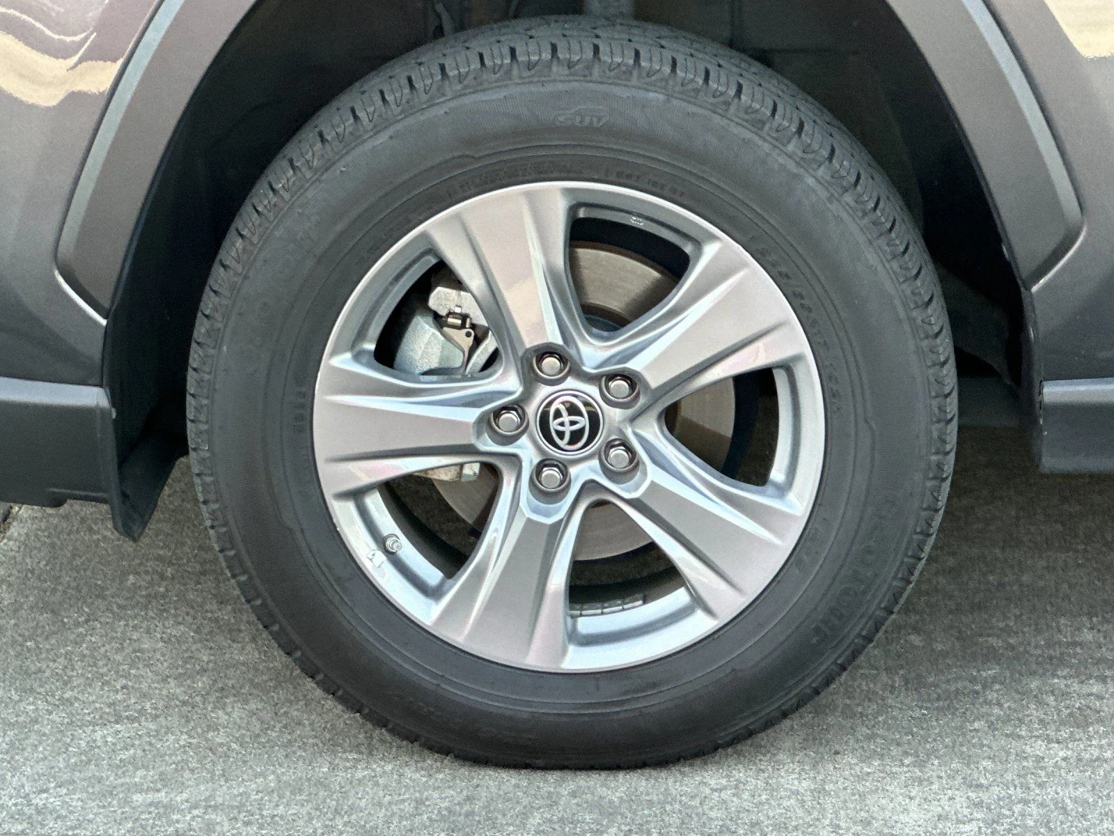 Used 2023 Magnetic Gray Metallic Toyota LE image 23
