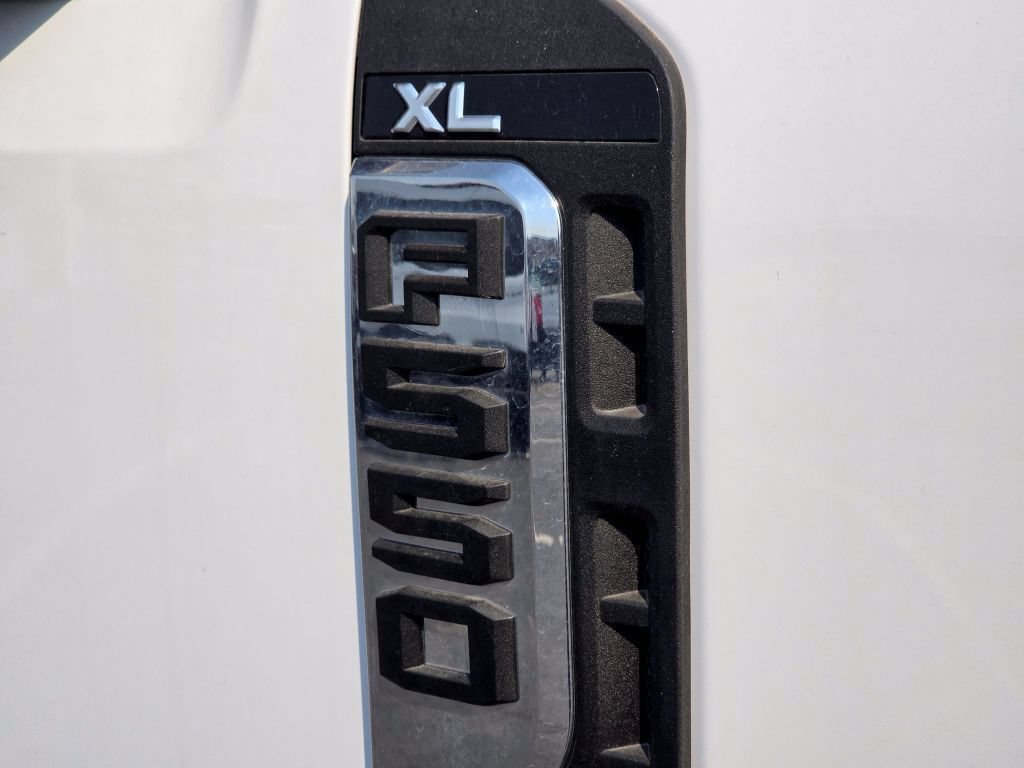 New 2026 Oxford White Ford XL image 27