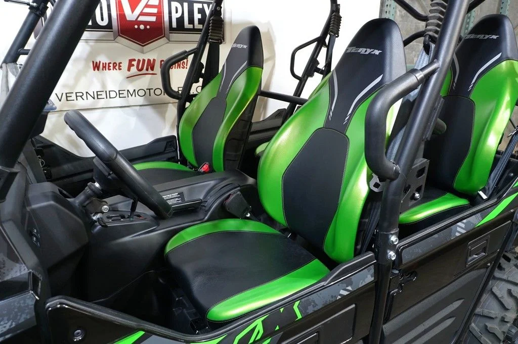 Used 2024 GREEN Kawasaki  image 10