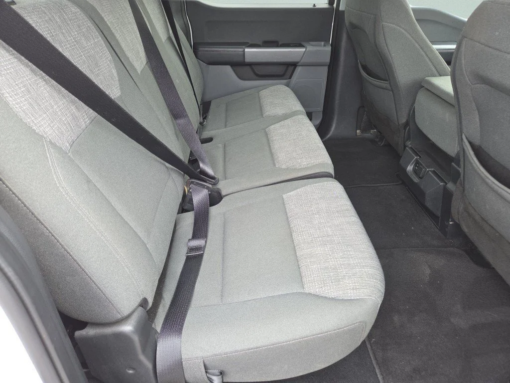 Certified Used 2023 Oxford White Ford XLT image 27
