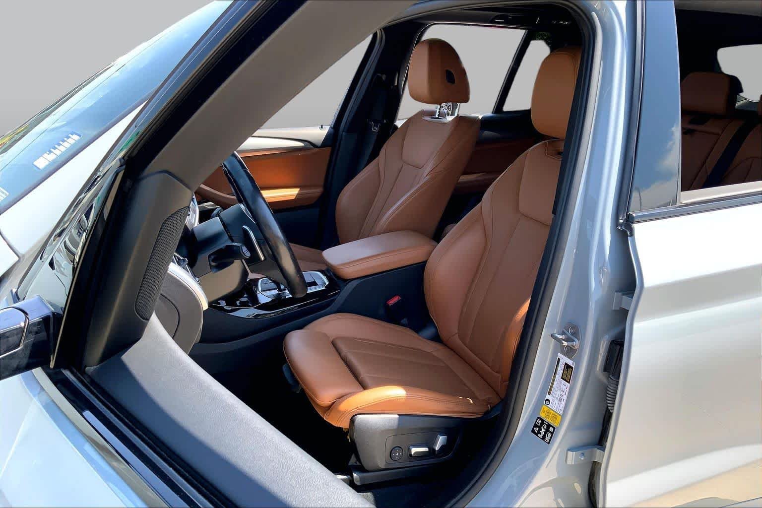 Used 2022 Brooklyn Grey Metallic BMW xDrive30i image 7