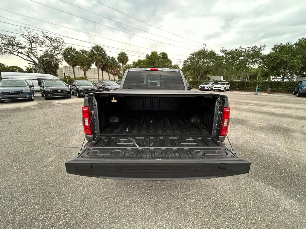 Used 2022 Gray Metallic Ford XLT image 33