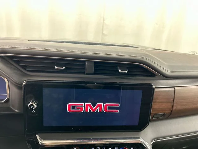 Used 2025 Black GMC Denali Ultimate image 9