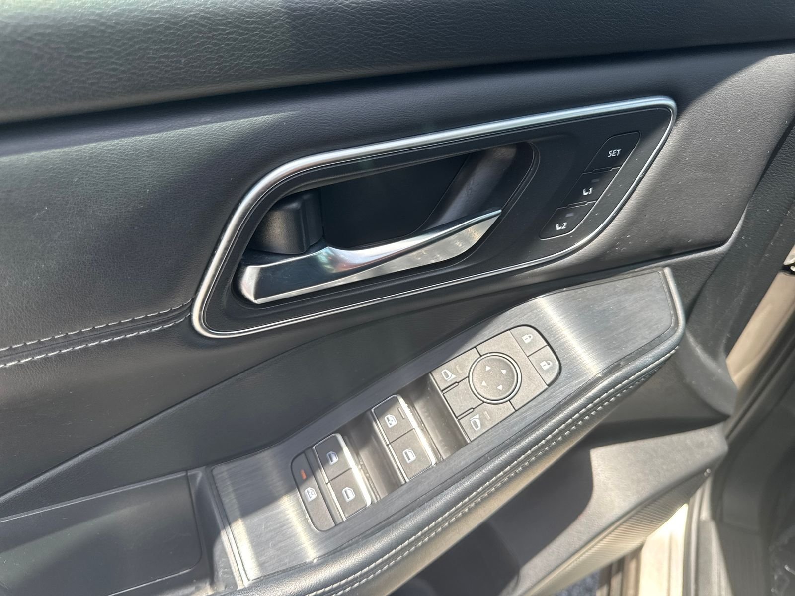 Certified Used 2024 Gold Nissan Platinum image 21