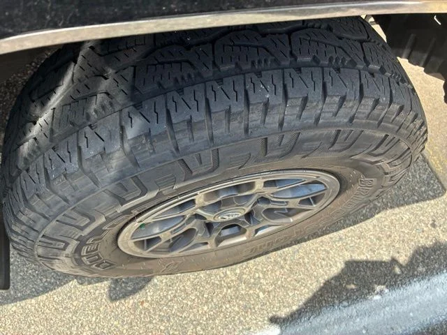 Used 2018 Black Toyota SR5 image 6