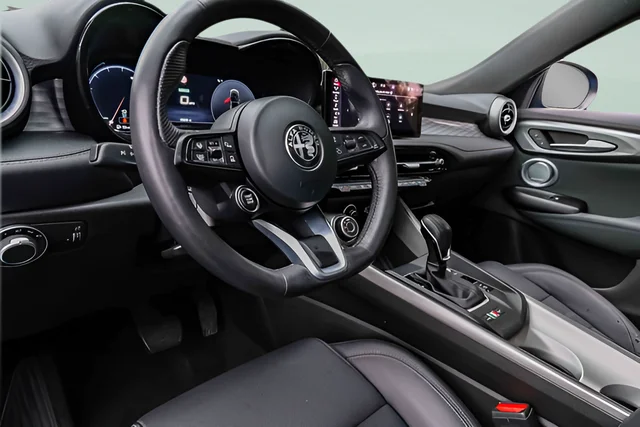 Used 2024 Blue Alfa Romeo Ti image 7