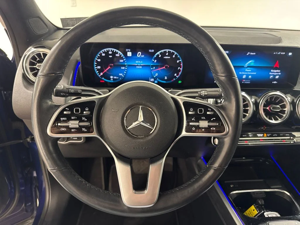 Used 2022 Galaxy Blue Metallic Mercedes-Benz GLB 250 image 11