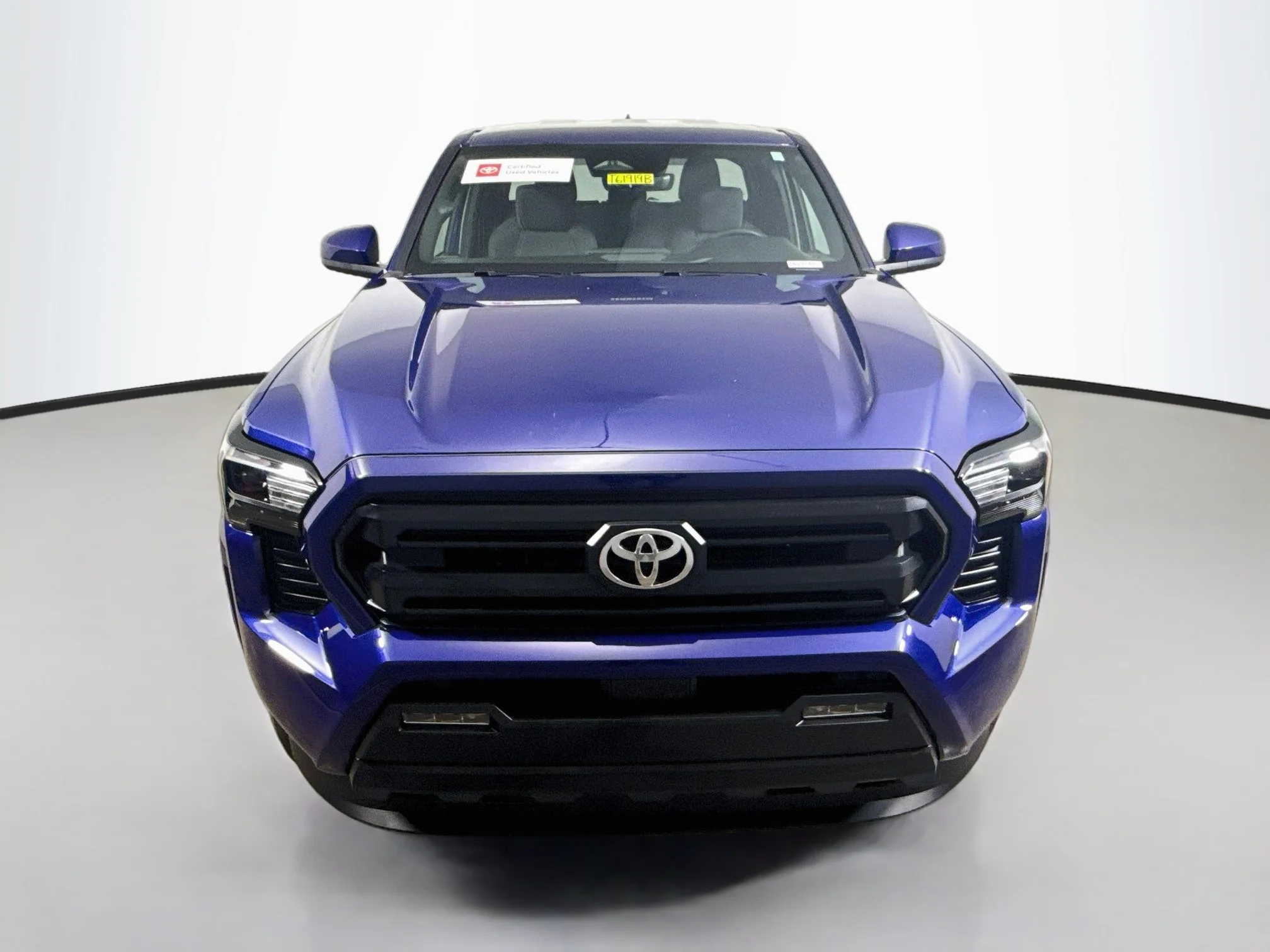 Used 2025 Blue Crush Metallic Toyota SR5 image 2