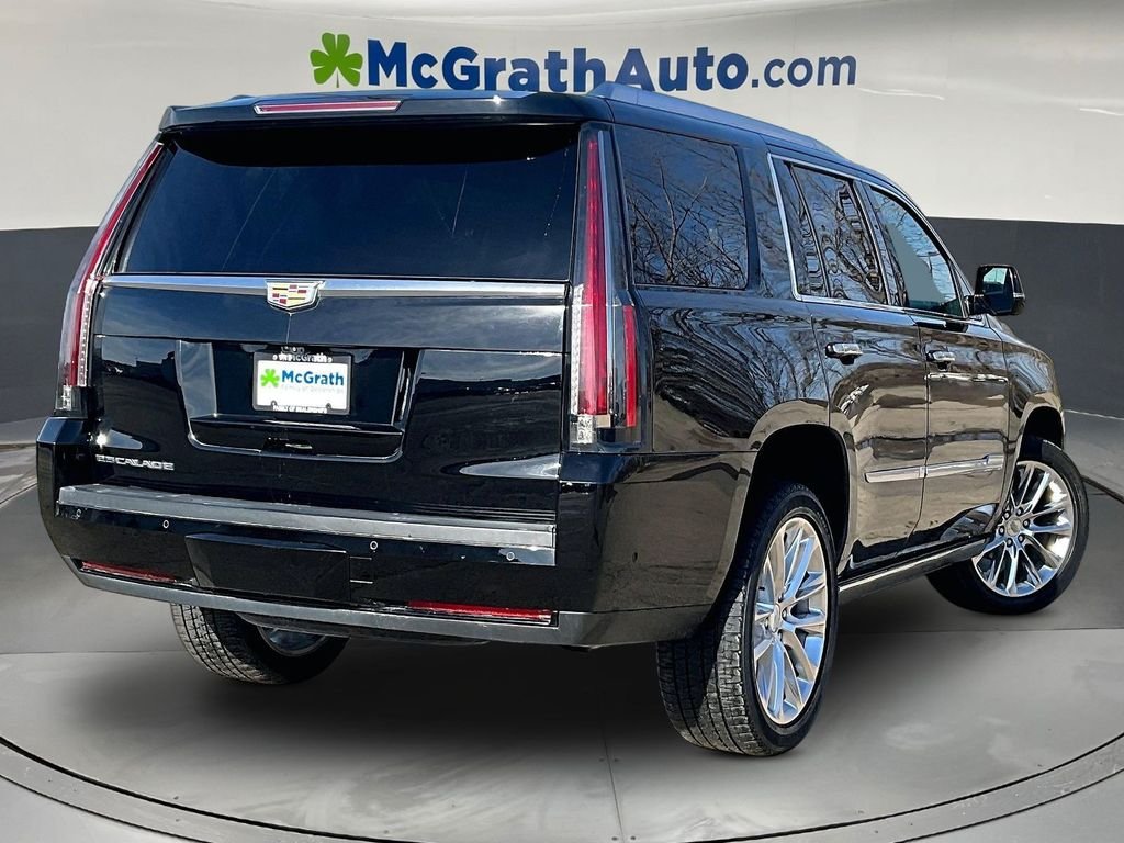 Used 2019 Black Cadillac Premium Luxury image 7