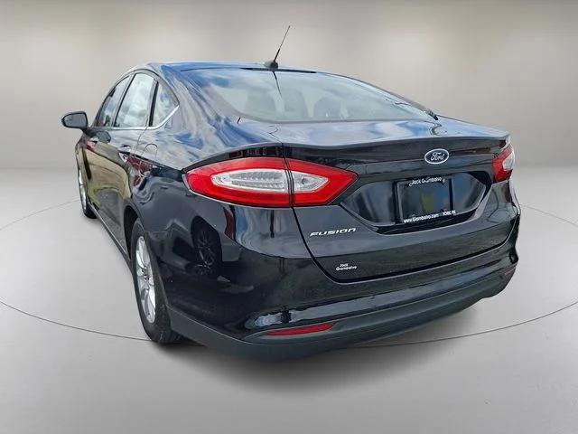 Used 2016 Black Ford S image 6