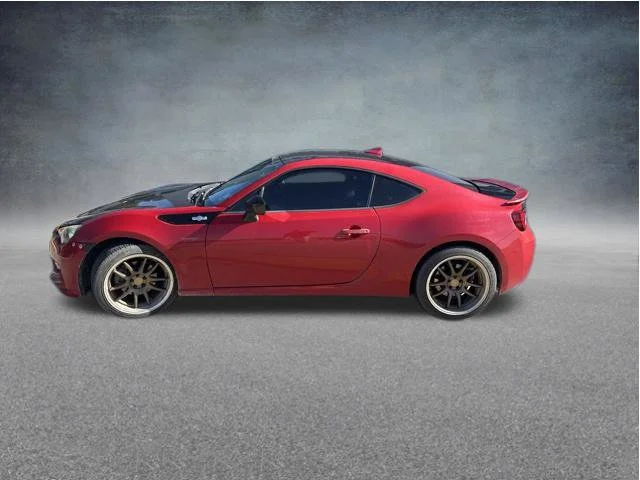 Used 2014 Red Subaru Limited image 3