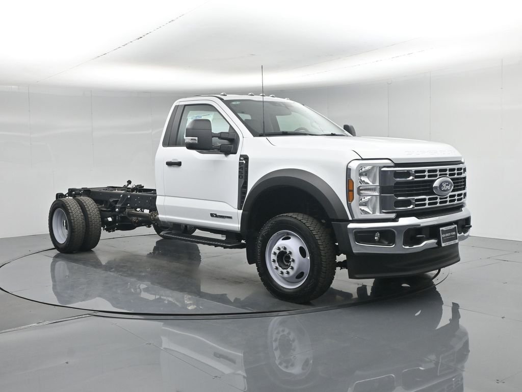 2025 Ford F-450 XL 4x4 Regular Cab 169-In DRW's photo