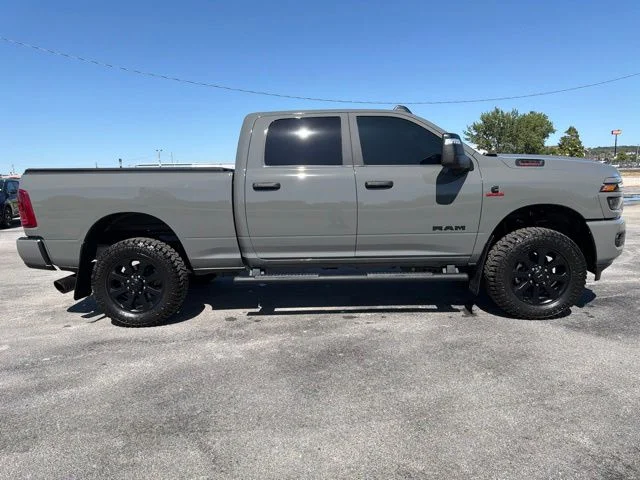 Used 2026 White Ram Big Horn image 8