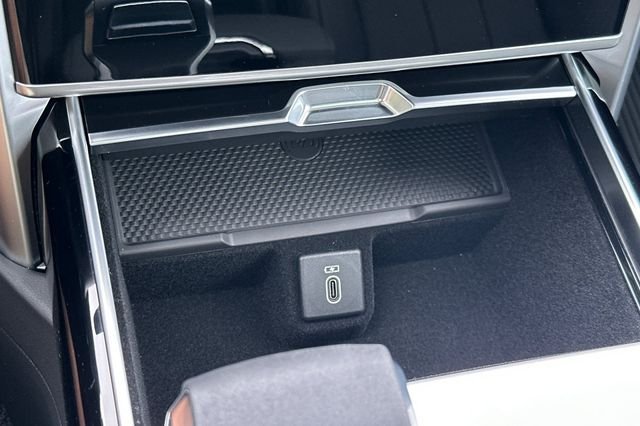 New 2026 Beige Land Rover SE image 19