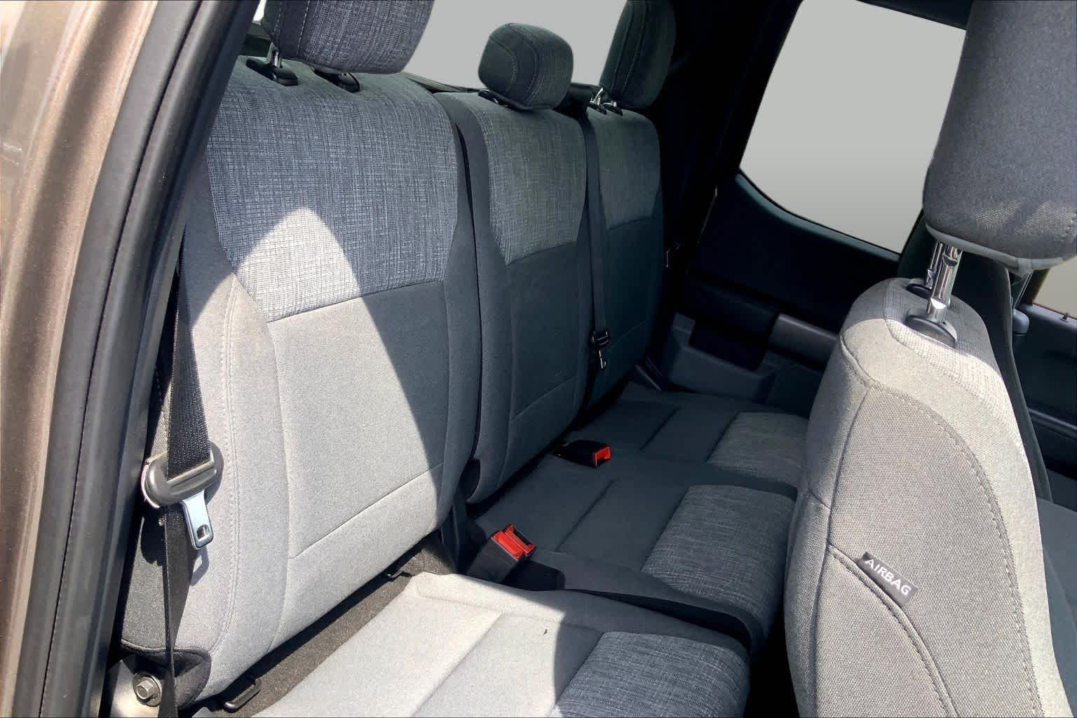 Used 2021 Stone Gray Metallic Ford XLT image 20