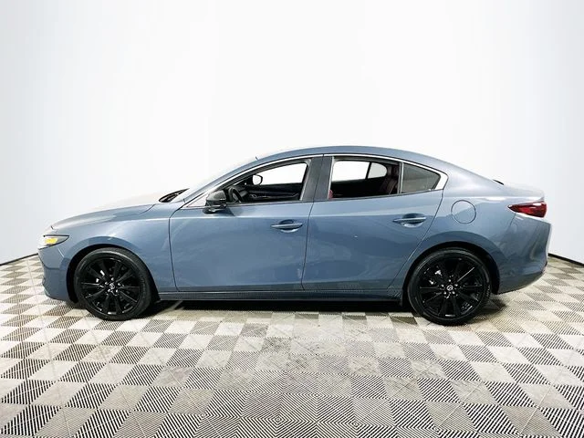 Pre-Owned 2022 Mazda3 Carbon Edition