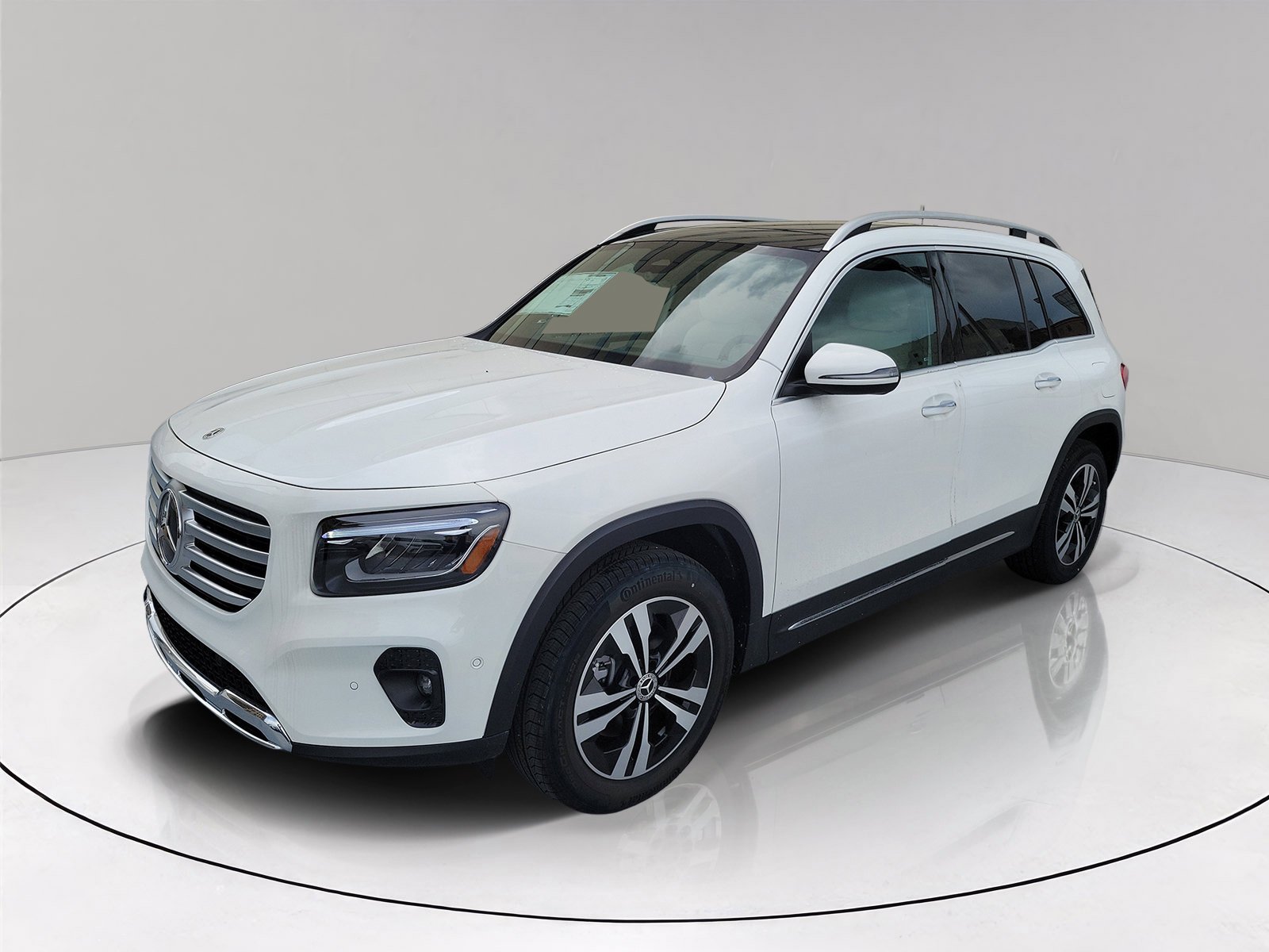 New 2026 Polar White Mercedes-Benz GLB 250 image 3