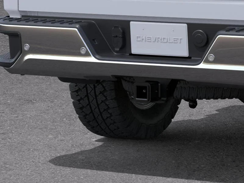New 2026 Summit White Chevrolet WT image 14