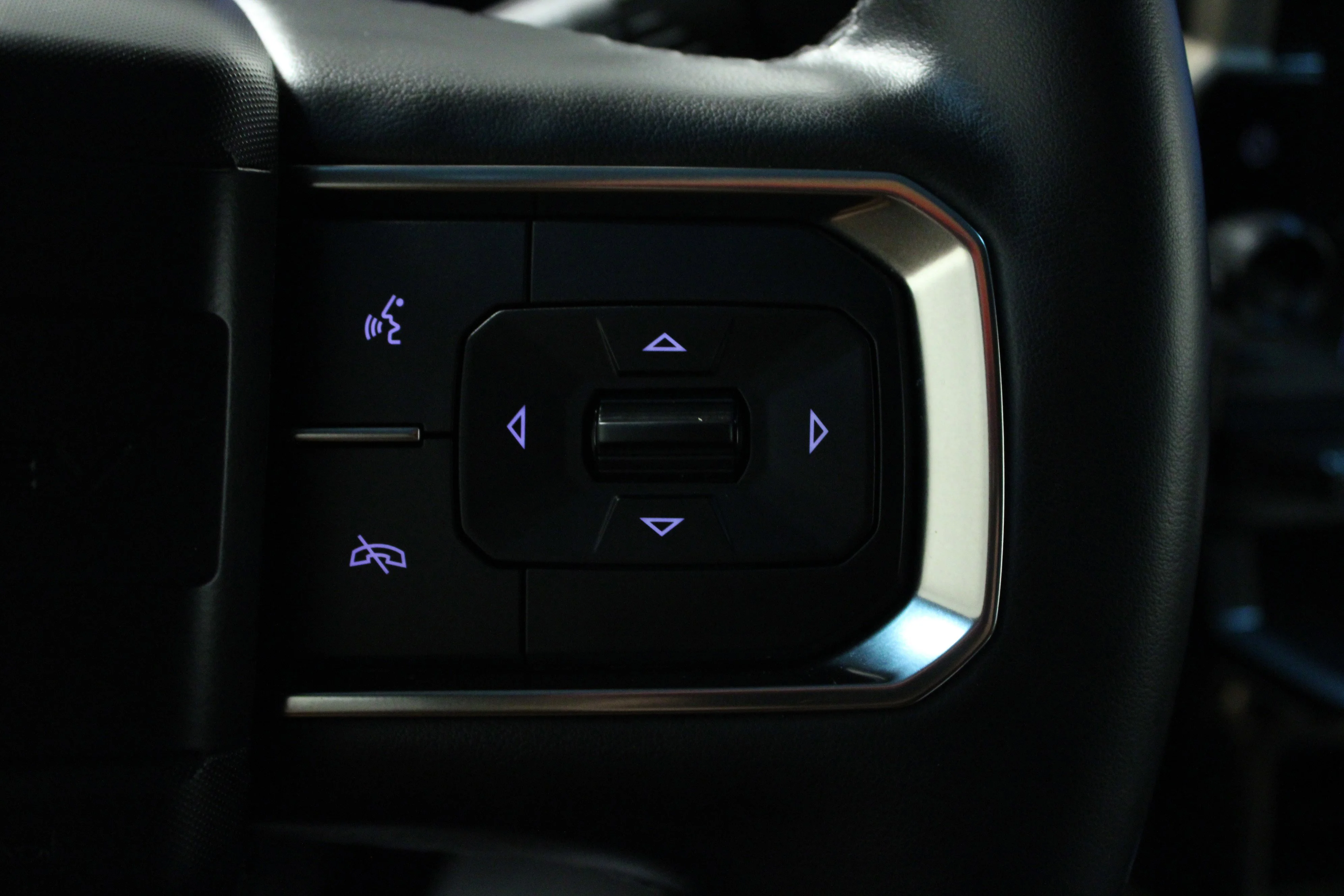 Used 2023 Interstellar White GMC 3X image 21