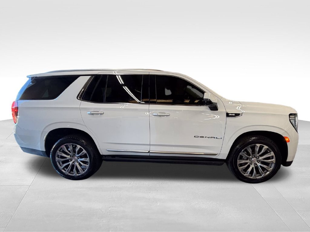 Used 2021 White GMC Denali image 6