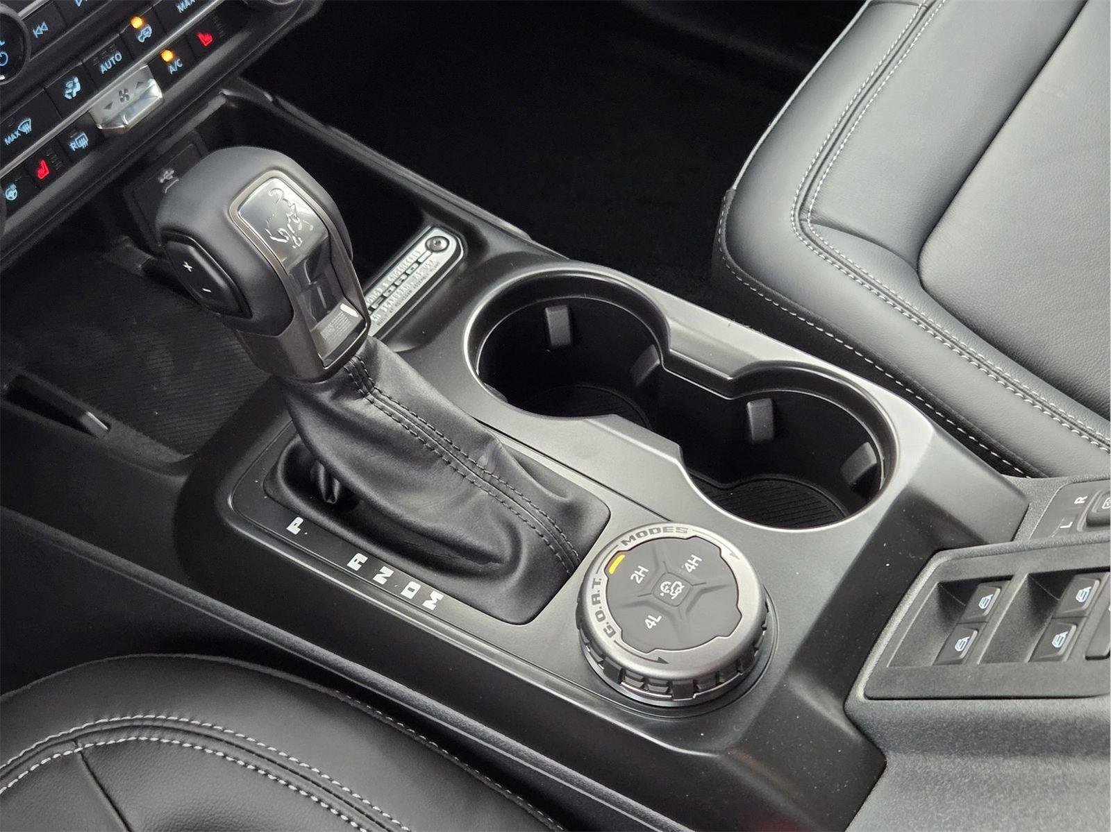 New 2026 Avalanche Gray Ford Outer Banks® image 14