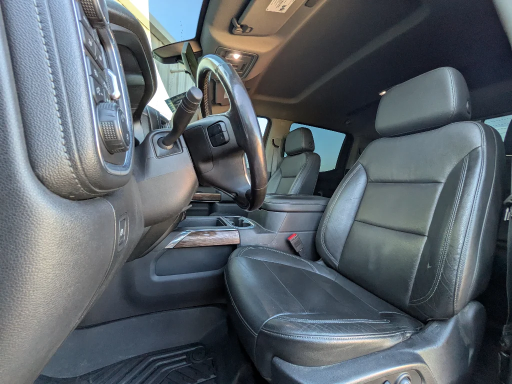 Used 2020 Cajun Red Tintcoat Chevrolet RST image 10