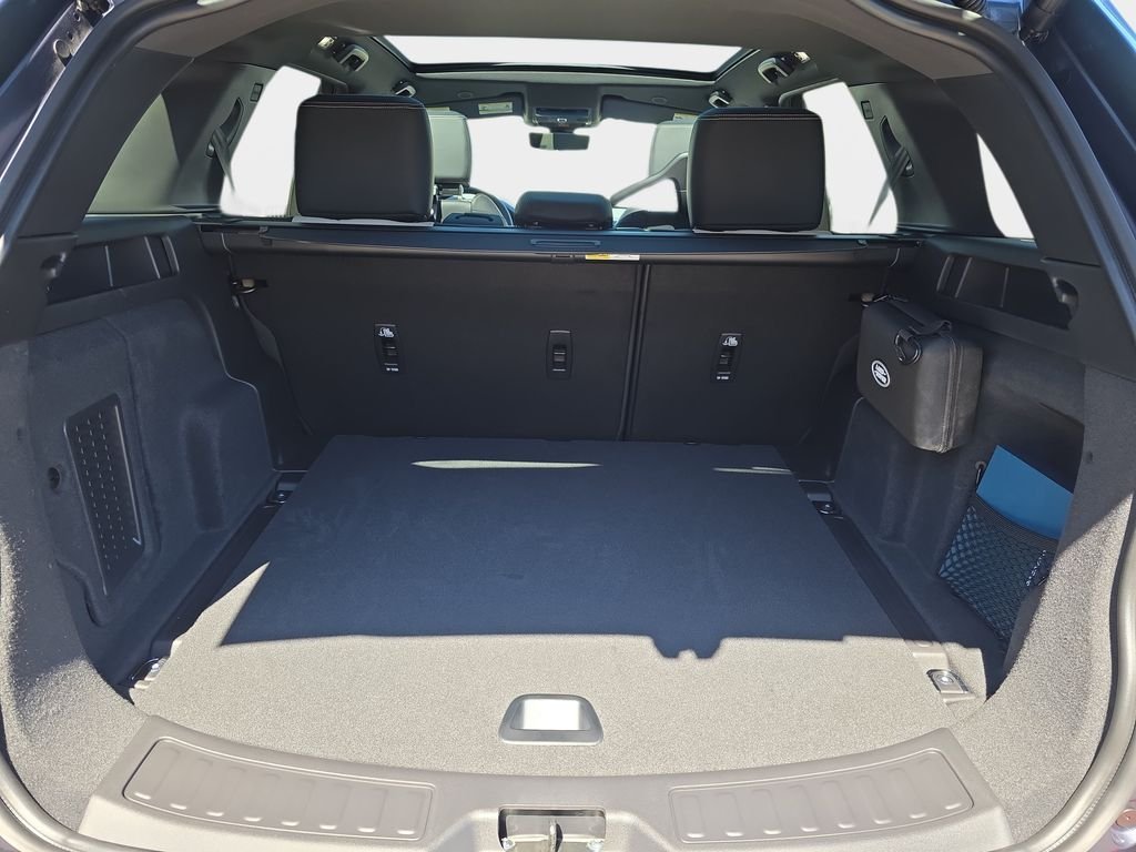 New 2026 Varesine Blue LAND ROVER  image 10
