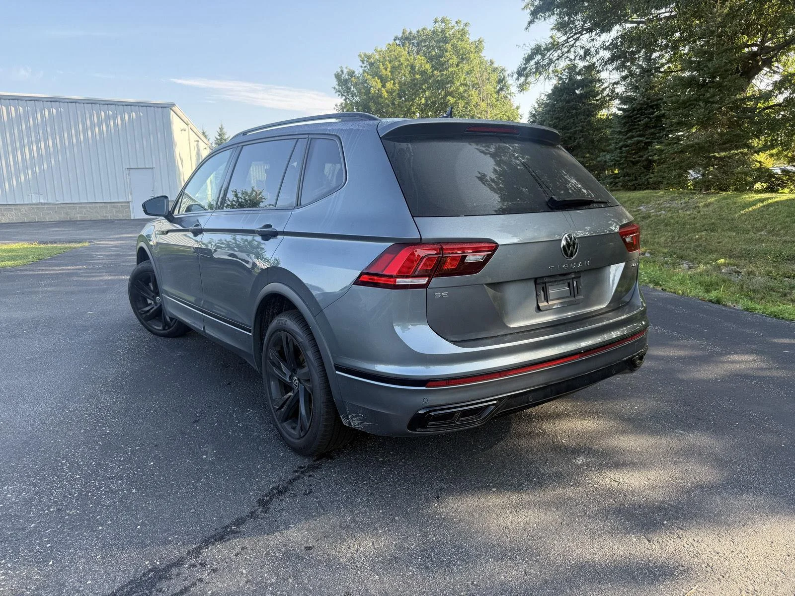 Used 2024 Platinum Gray Metallic Volkswagen SE R-Line Black image 2