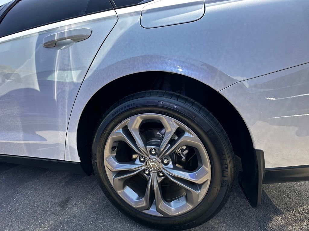 Used 2024  Honda EX image 25