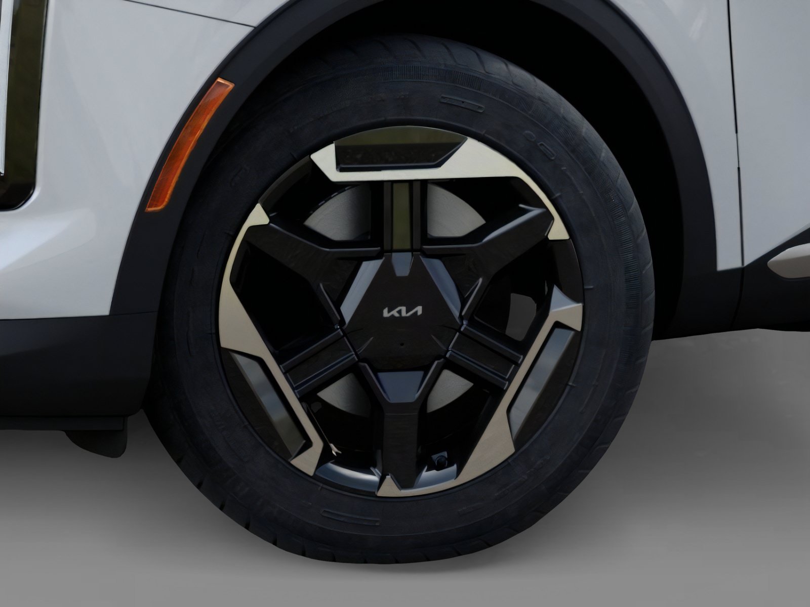 New 2027 Snow White Pearl Kia S image 9
