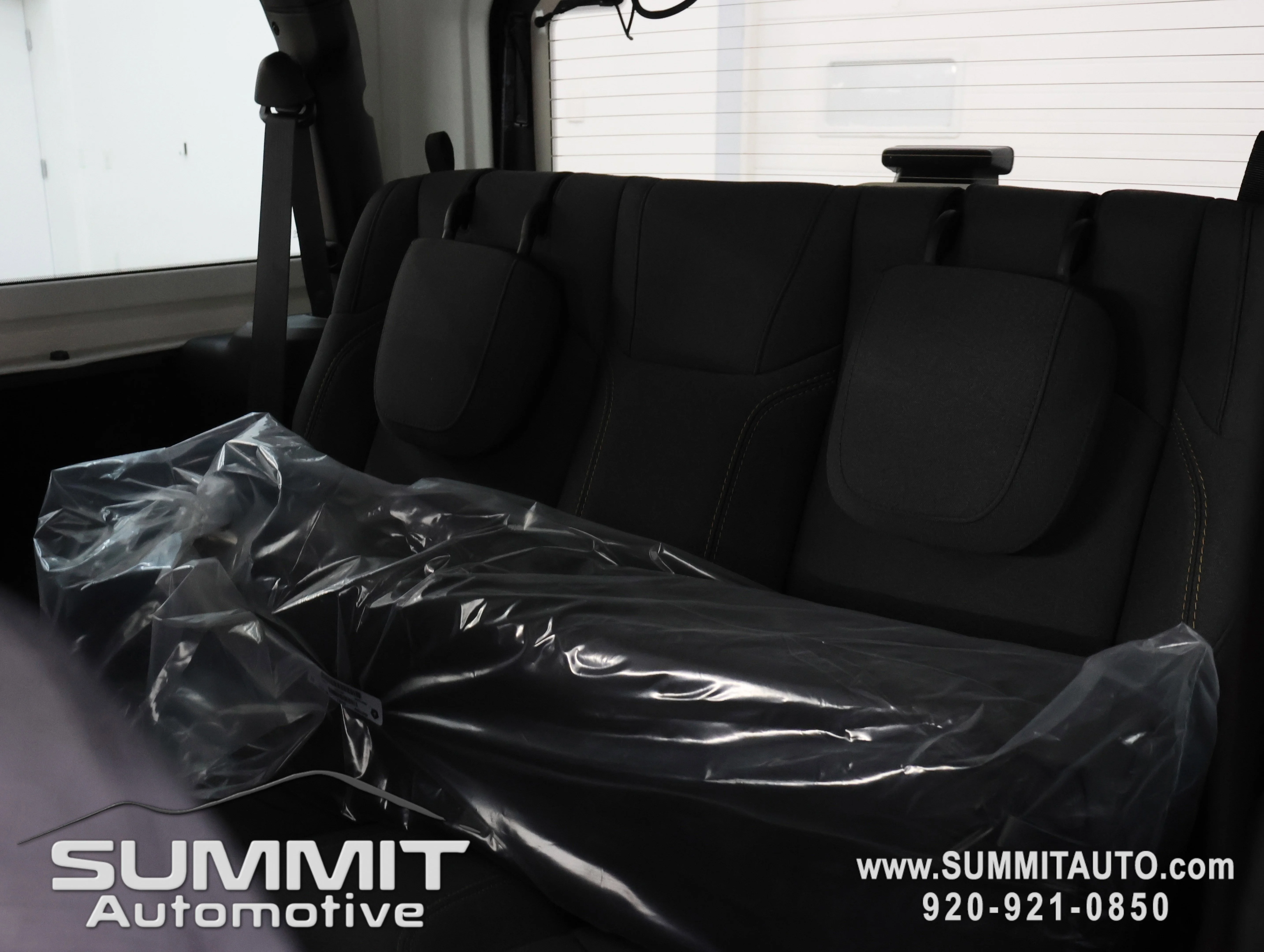 New 2026 Anvil Clear-Coat Exterior Paint Jeep Sport S image 8