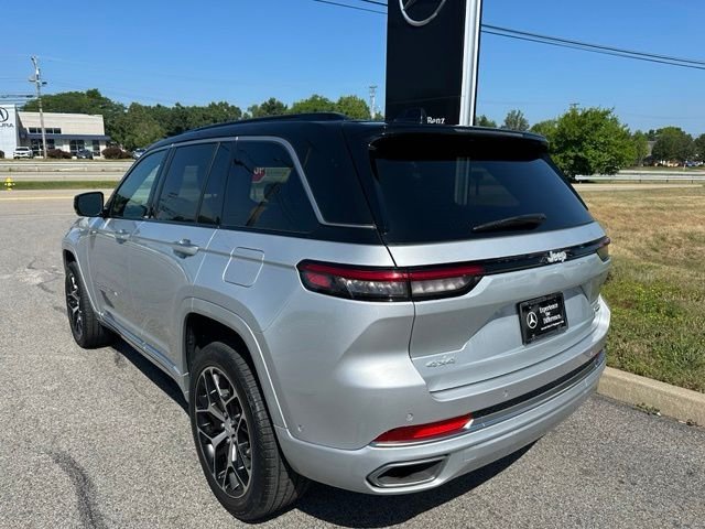 Used 2024 Silver Jeep Summit Reserve image 3