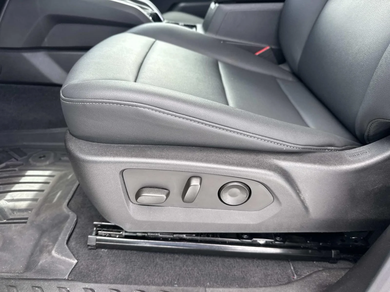 Used 2024 Sterling Gray Metallic Chevrolet 2WD LT image 16