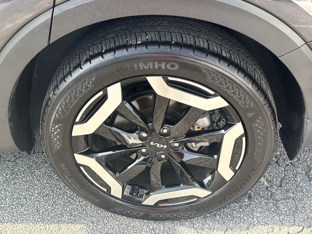Used 2025 Gray Kia S image 19