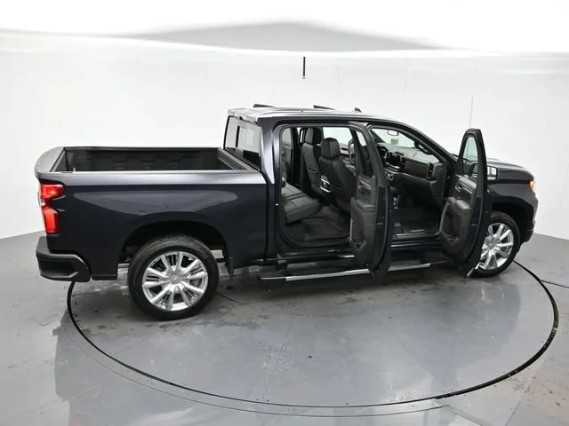 Used 2022 Dark Ash Metallic Chevrolet High Country image 45