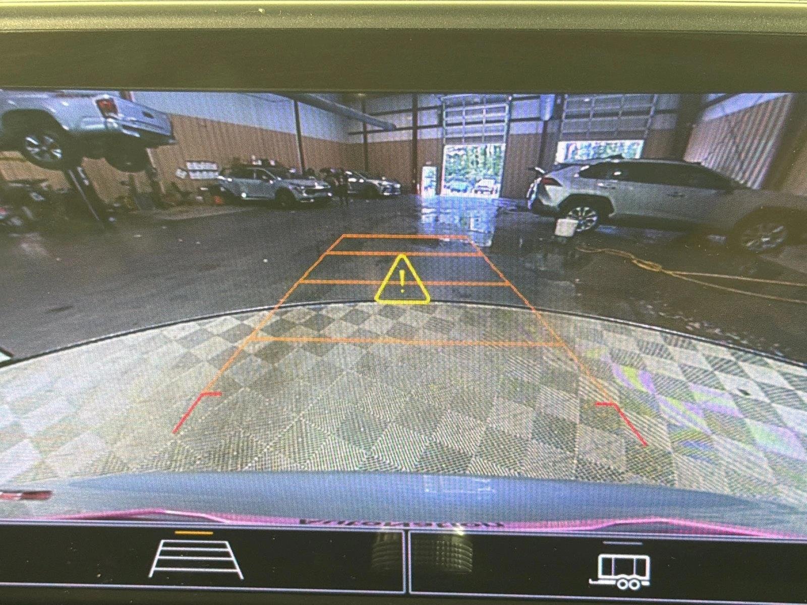 Used 2021 Silver Ice Metallic Chevrolet LT image 30