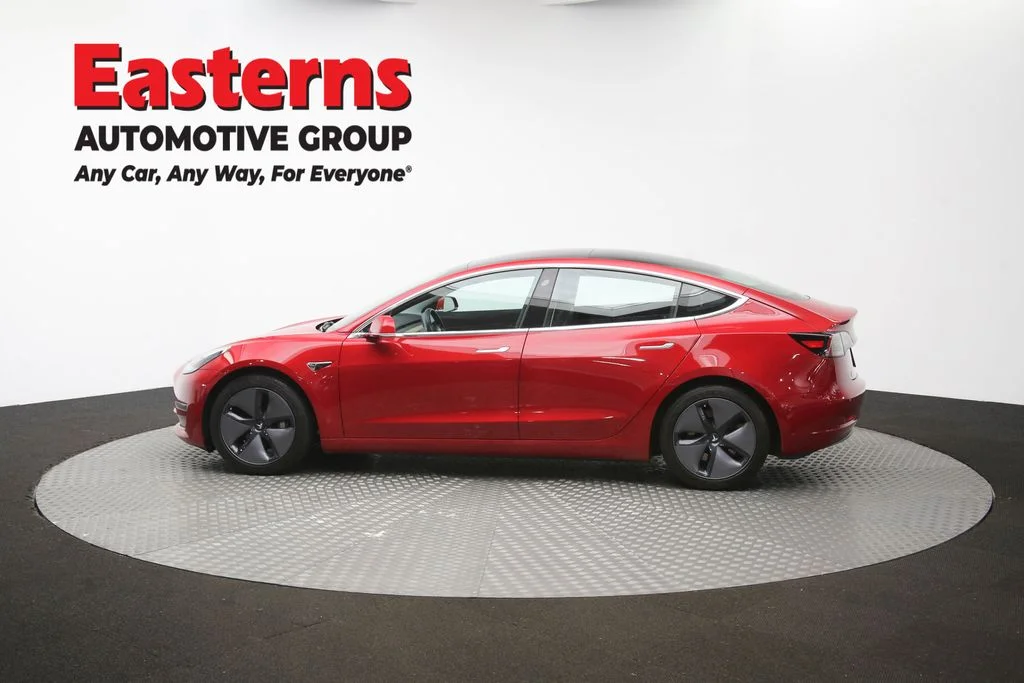 Used 2018 Red Tesla Long Range image 55