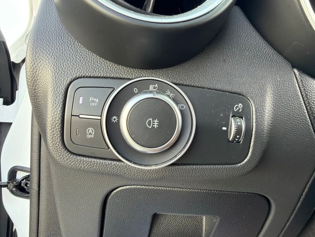 2023 Alfa Romeo Stelvio Estrema - Photo 28