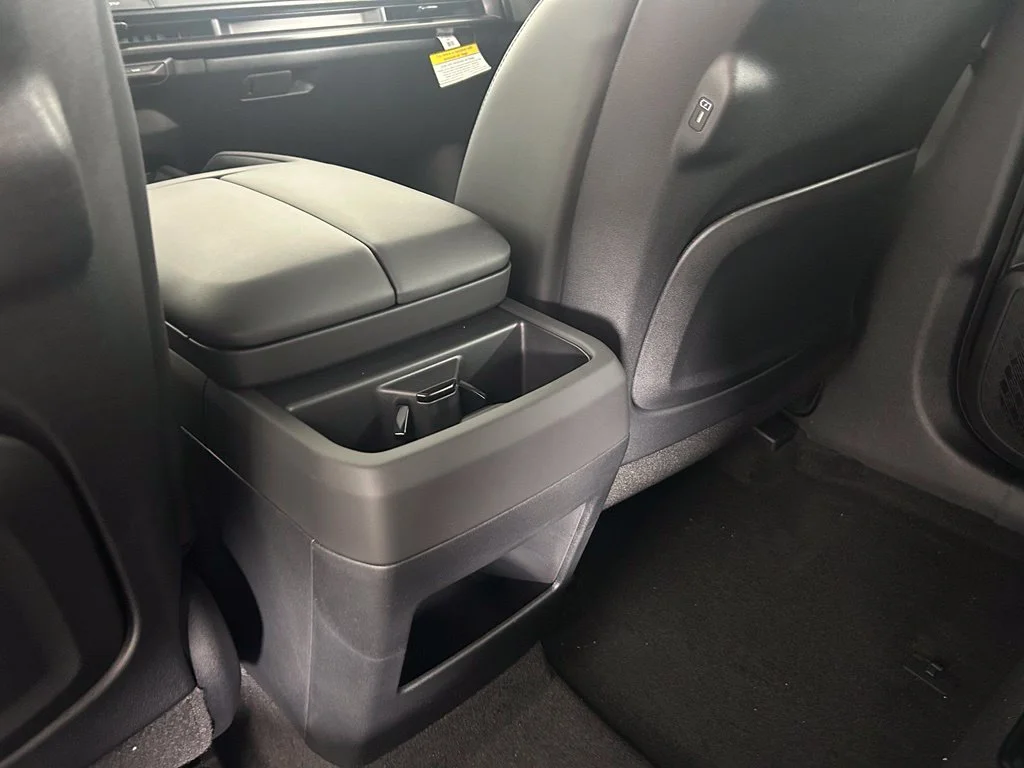 New 2027 Black Jade Green Kia X-Line EX image 13