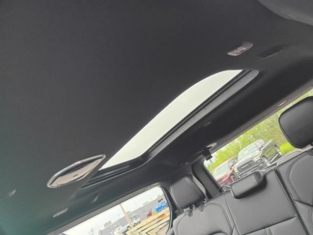 New 2026 High Gloss Black Exterior Paint Jeep Limited Altitude image 20