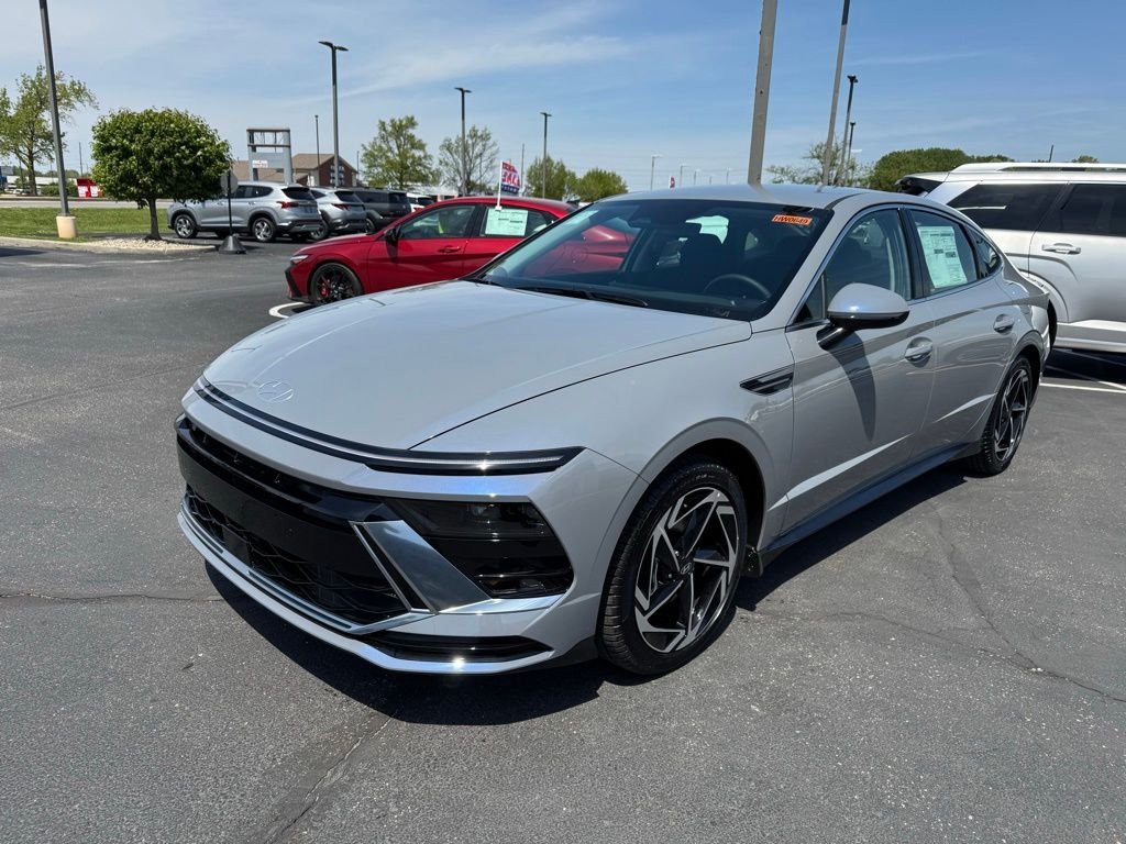 New 2026 Blue Hyundai SEL Sport image 3